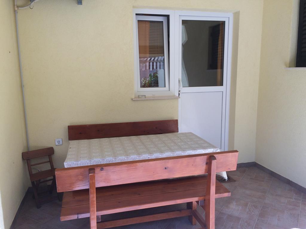 Apartment Kolundzic Novi Vinodolski Bilik gambar