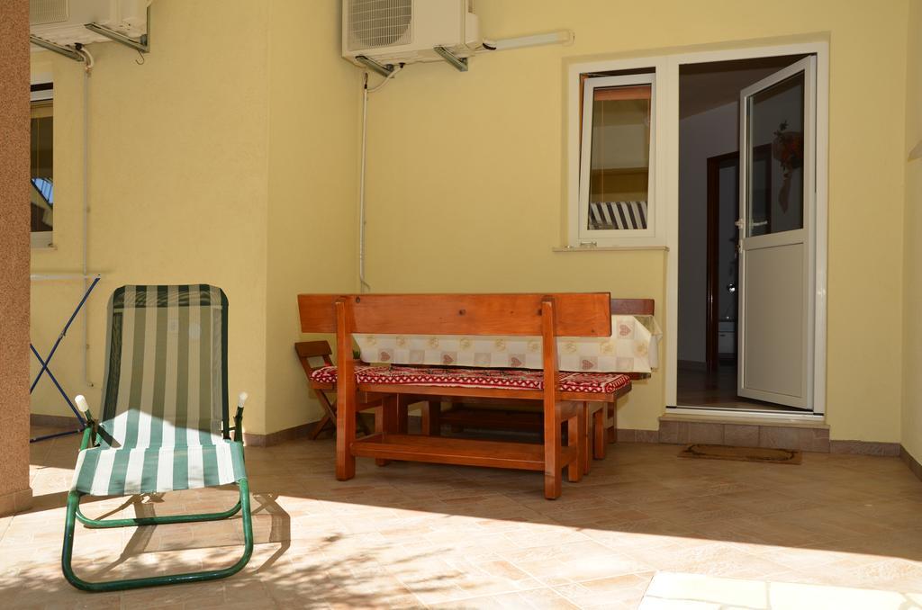 Apartment Kolundzic Novi Vinodolski Luaran gambar